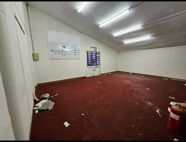 150M² WAREHOUSE TO LET IN KRUGERSDORP CENTRAL